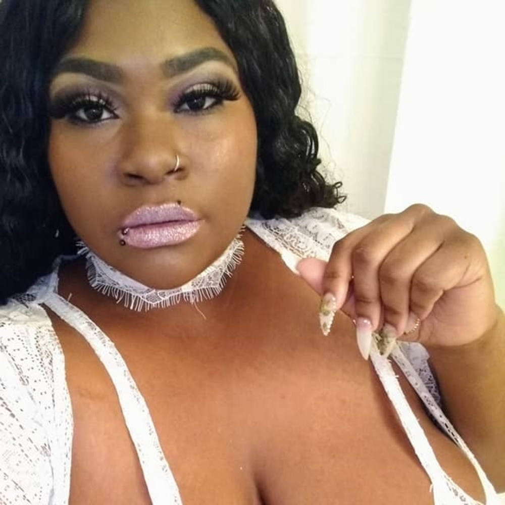 Meet your Posher, Sholeiandrea